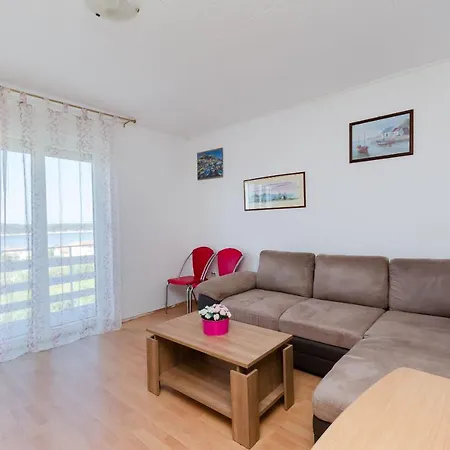 Opsenica Apartment