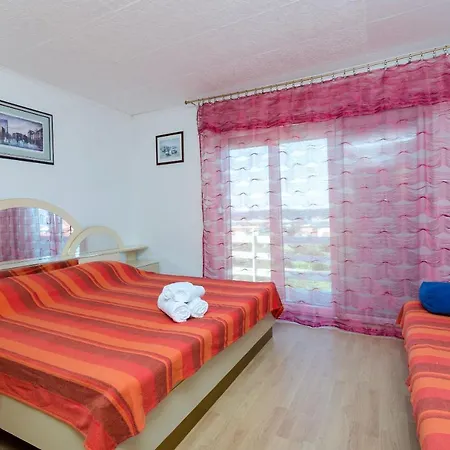 Opsenica Apartment