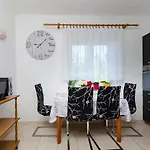 Opsenica Apartament *
