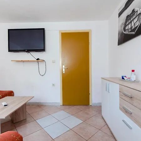 Opsenica Apartmán *
