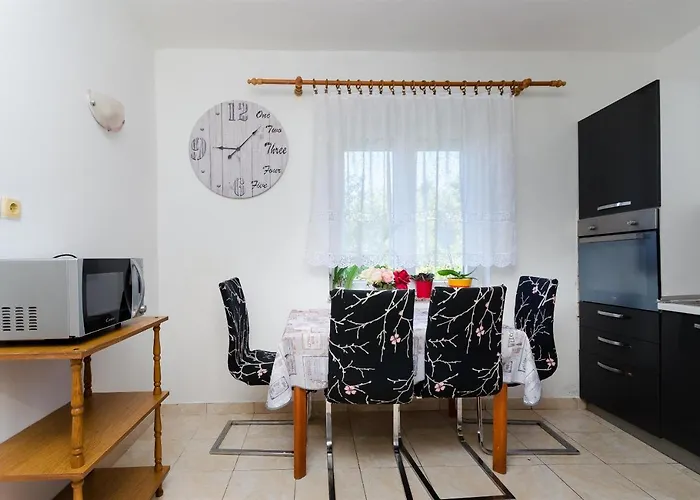 Opsenica Apartamento *